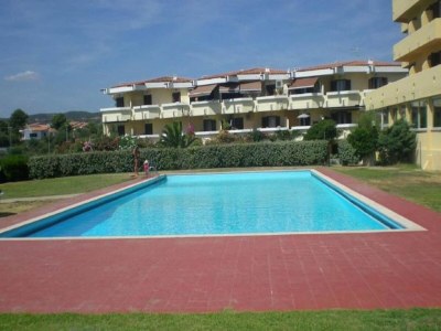 Apartment Angenehmes Ferienhaus in Marinella in Meeresnähe in Golfo Aranci - Apartment