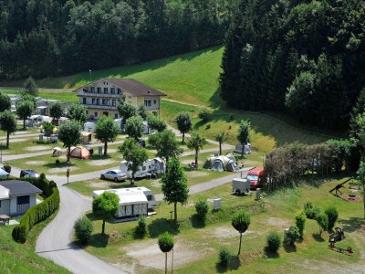 caravan Chalet in Tyrol near Ski Slopes - Environment photo 13