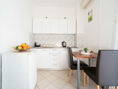 Apartment Apartments Milic - One Bedroom Apartment with Sea View and Terrace - Features photo 6