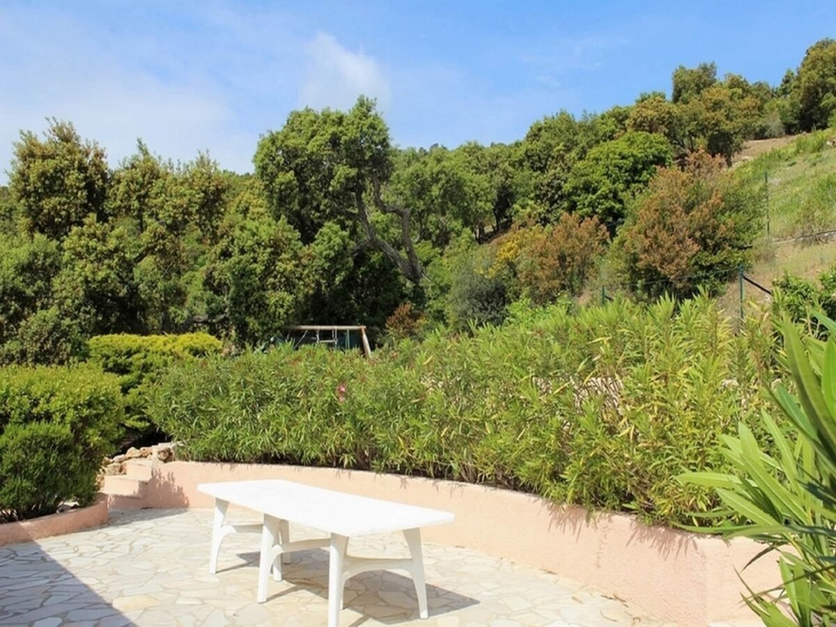 Villa Luxurious Villa in Les Issambres with swimming pool and Sauna - Outdoor photo 3