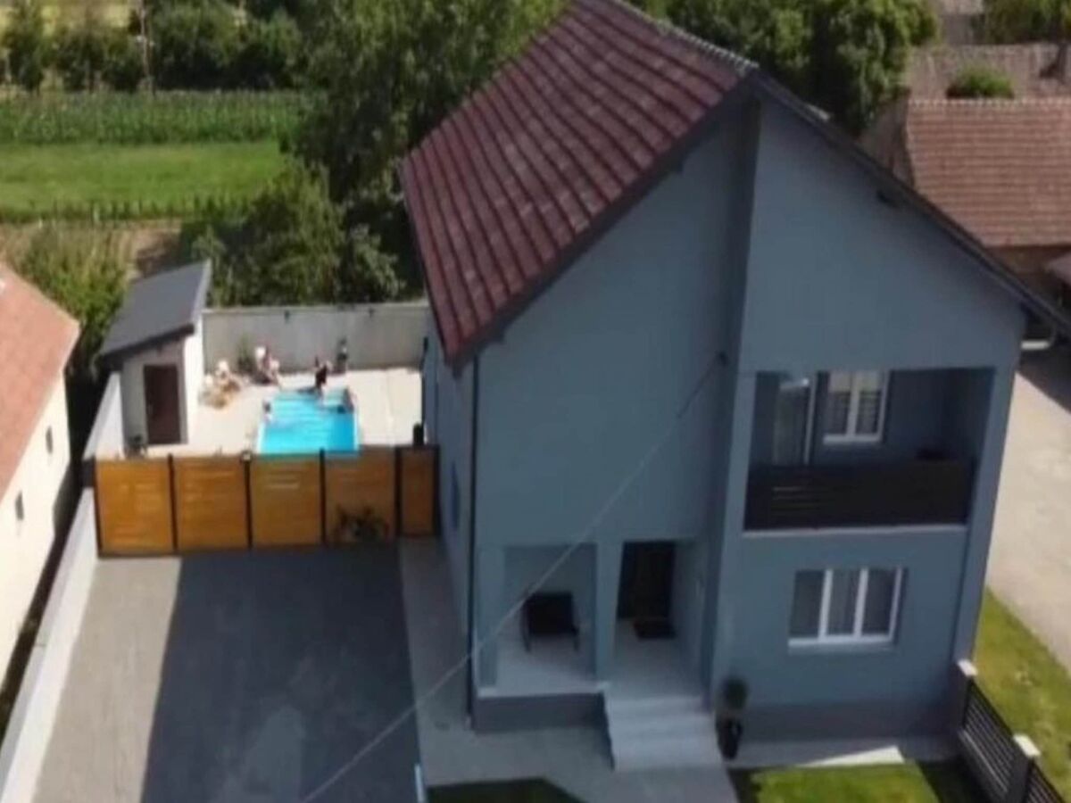 Holiday house Holiday Home Thesaurum - Four Bedroom Holiday Home with Swimming Pool - Outdoor photo 2