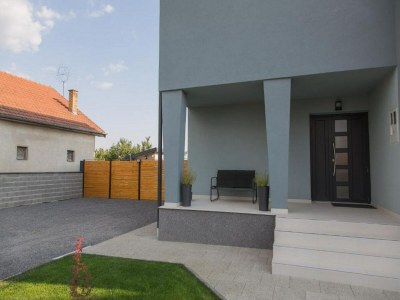 Holiday house Holiday Home Thesaurum - Four Bedroom Holiday Home with Swimming Pool - Outdoor photo 3