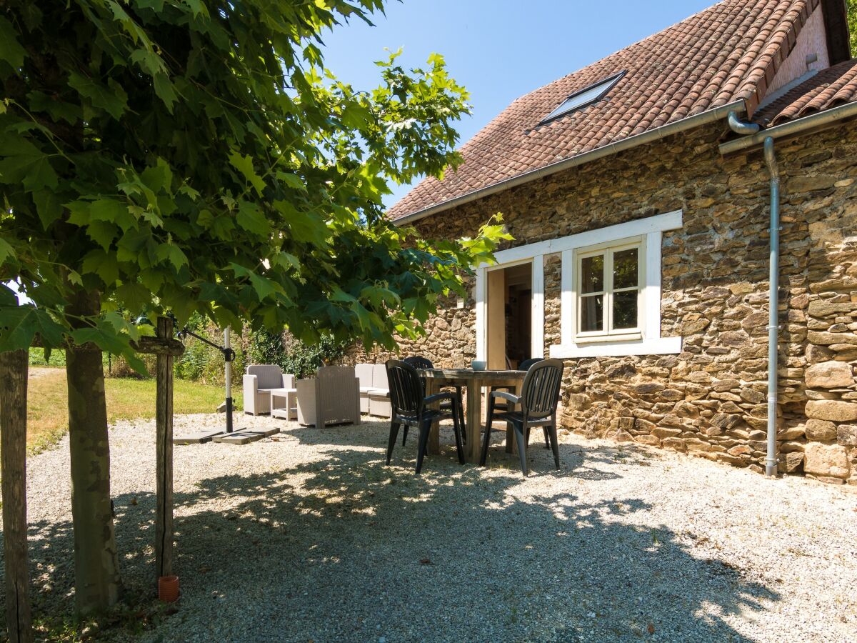 Holiday park Cottage in Chaleix near Forest and Lake - Outdoor photo 2