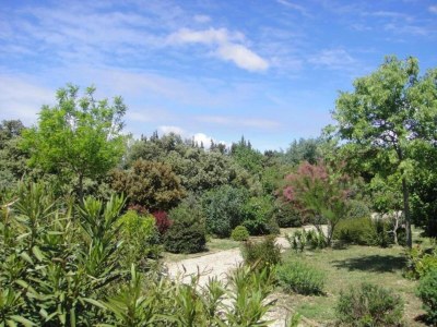Holiday house Holiday Home in Le Thor with Private Pool - Environment photo 31