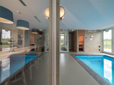 Holiday house Villa in Colijnsplaat mit Pool & Sauna - Outdoor photo 39