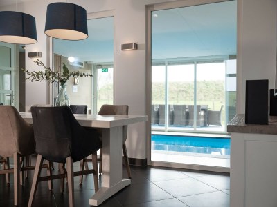 Holiday house Villa in Colijnsplaat mit Pool & Sauna - Outdoor photo 40