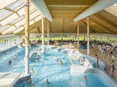 Holiday park Cozy Chalet Near North Sea - Outdoor photo 28