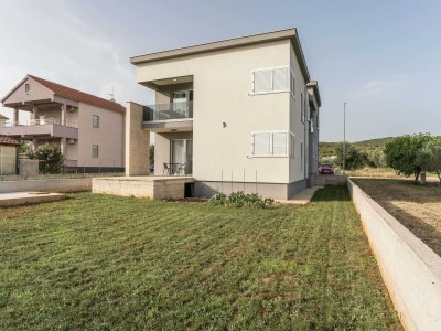 Apartment Luxury D Apartments - Two Bedroom Apartment with Terrace A1 - Outdoor photo 2