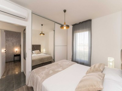 Apartment Luxury D Apartments - Luxury Two Bedroom Apartment with Terrace A2 - Features photo 25