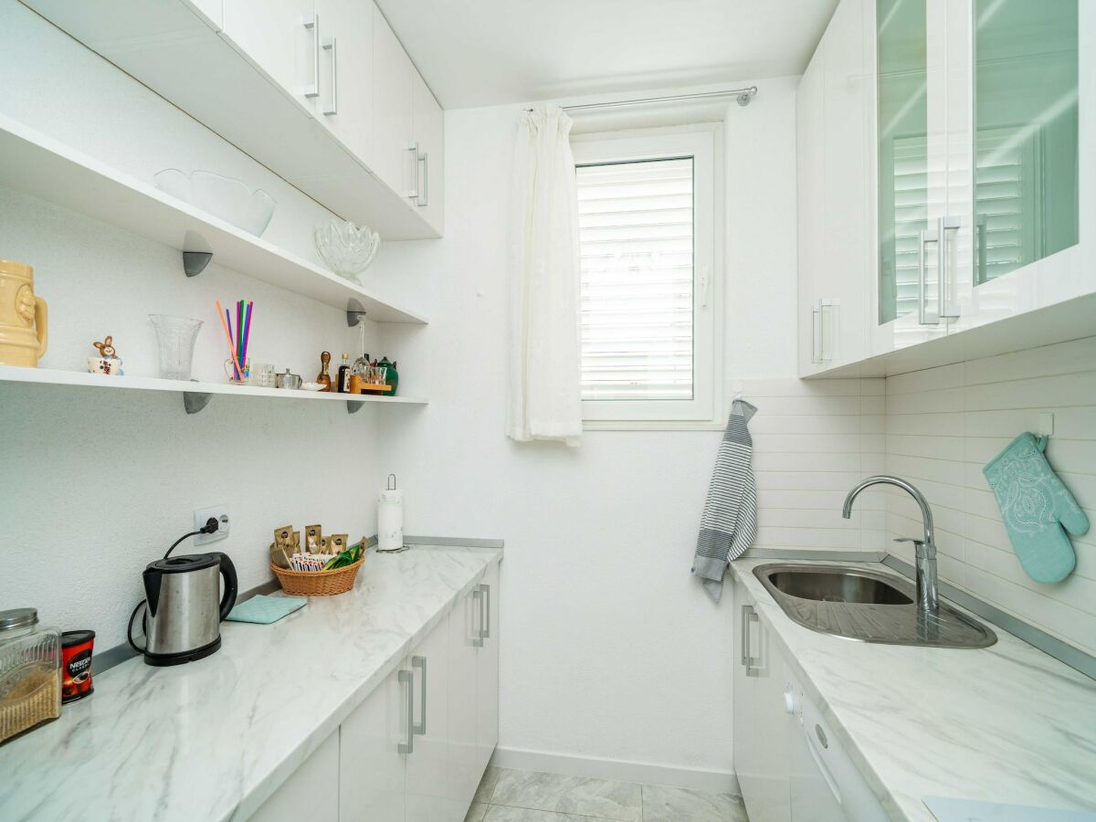 Apartment Apartment Klaudia - Two Bedroom Apartment with Balcony - Features photo 5