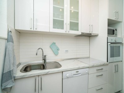 Apartment Apartment Klaudia - Two Bedroom Apartment with Balcony - Features photo 3