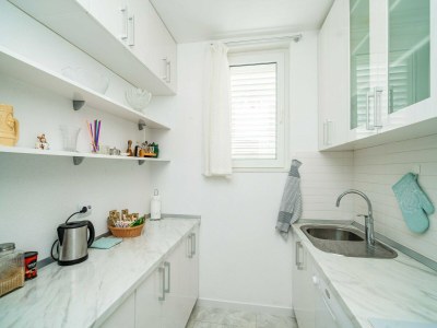 Apartment Apartment Klaudia - Two Bedroom Apartment with Balcony - Features photo 5
