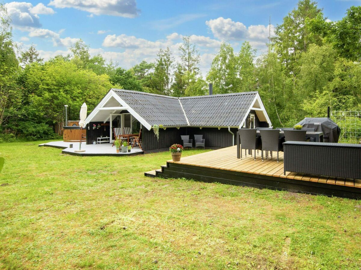 Holiday house Bright Cottage with Hot Tub - By Traum Ferienwohnungen