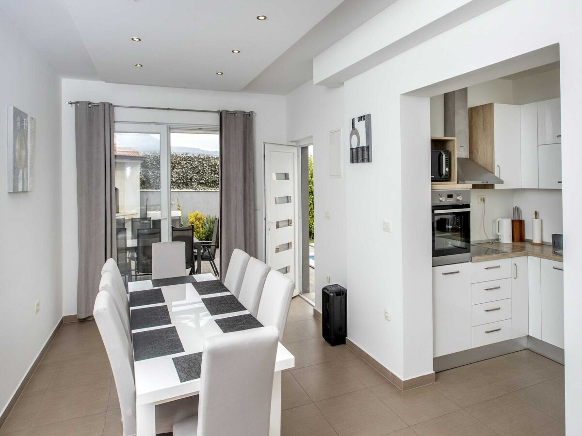Apartment Apartment Villa Andelka with Swimming Pool - Features photo 2