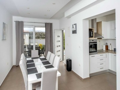 Apartment Apartment Villa Andelka with Swimming Pool - Features photo 2