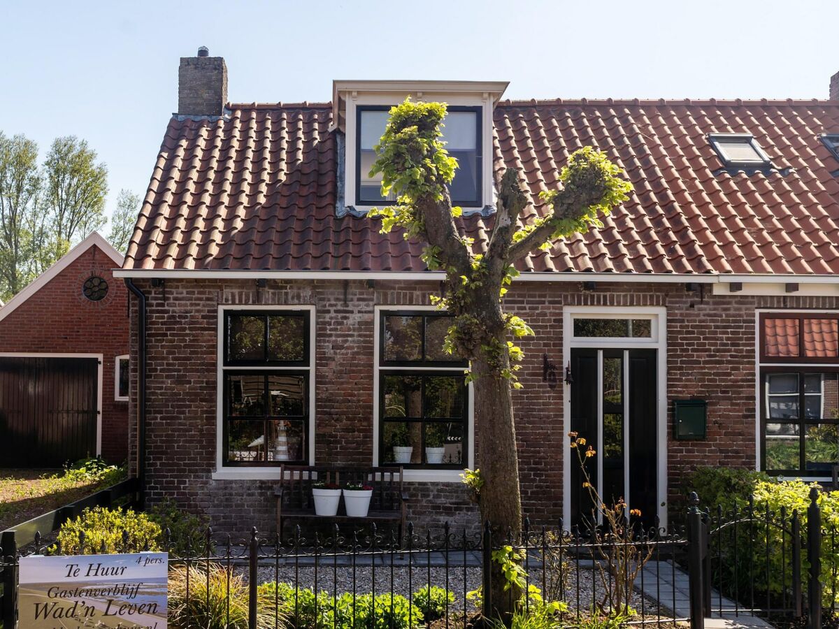 Holiday house Modern Comforts of this home in Paesens