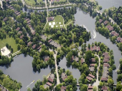 Holiday park Bungalow in Weert with Private Jetty - Outdoor photo 5