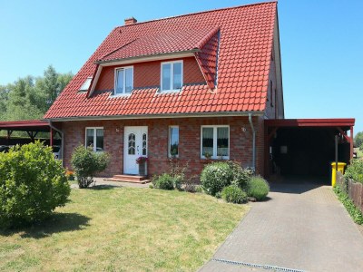 Holiday house Familienfreundlicher Aufenthalt in Alt Bukow in Mecklenburg Coast - Holiday house