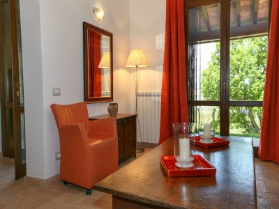 Villa Umbrian Escape to Villa - Features photo 25