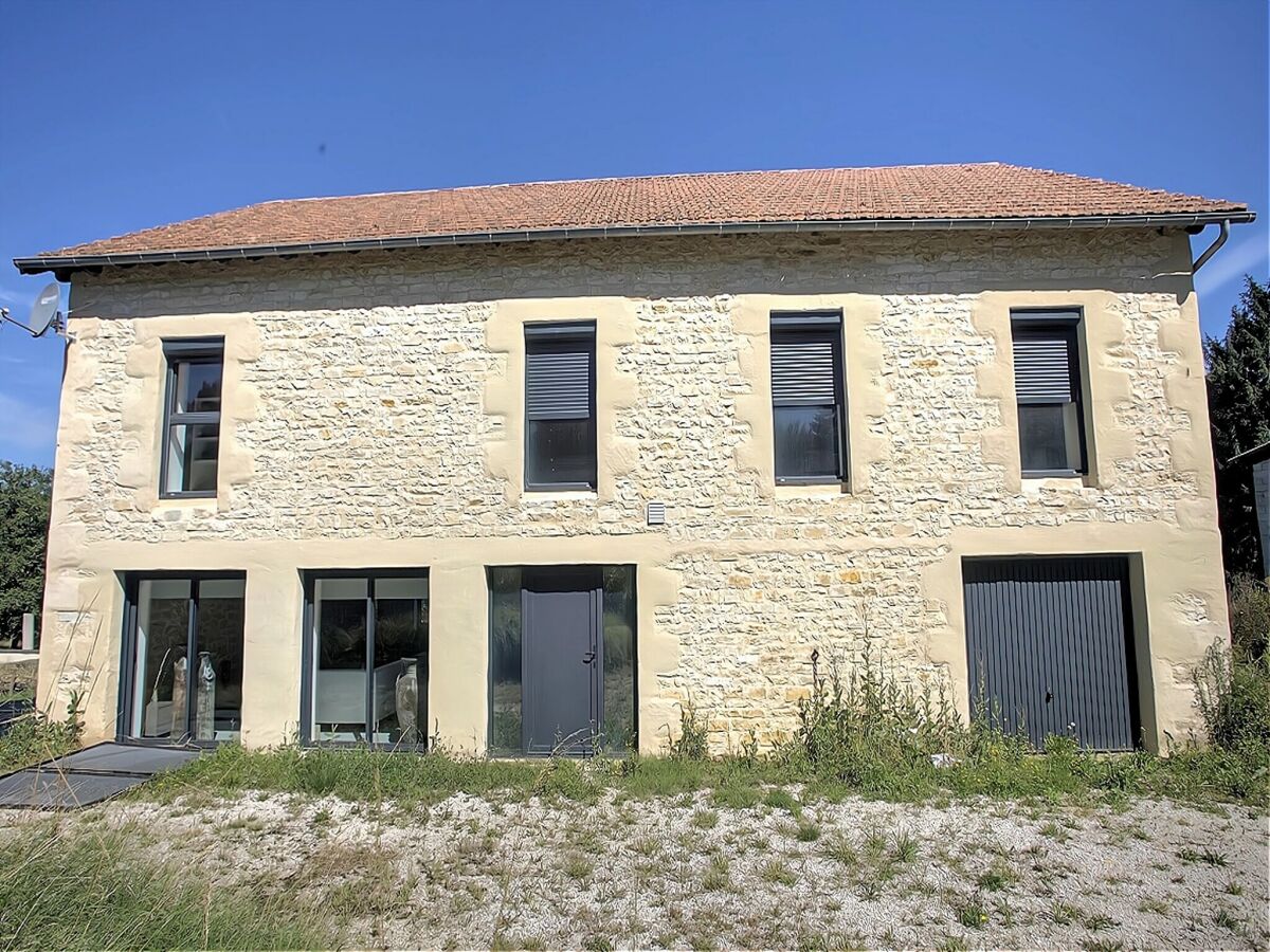 Holiday house Geräumiges Ferienhaus mit privatem Garten