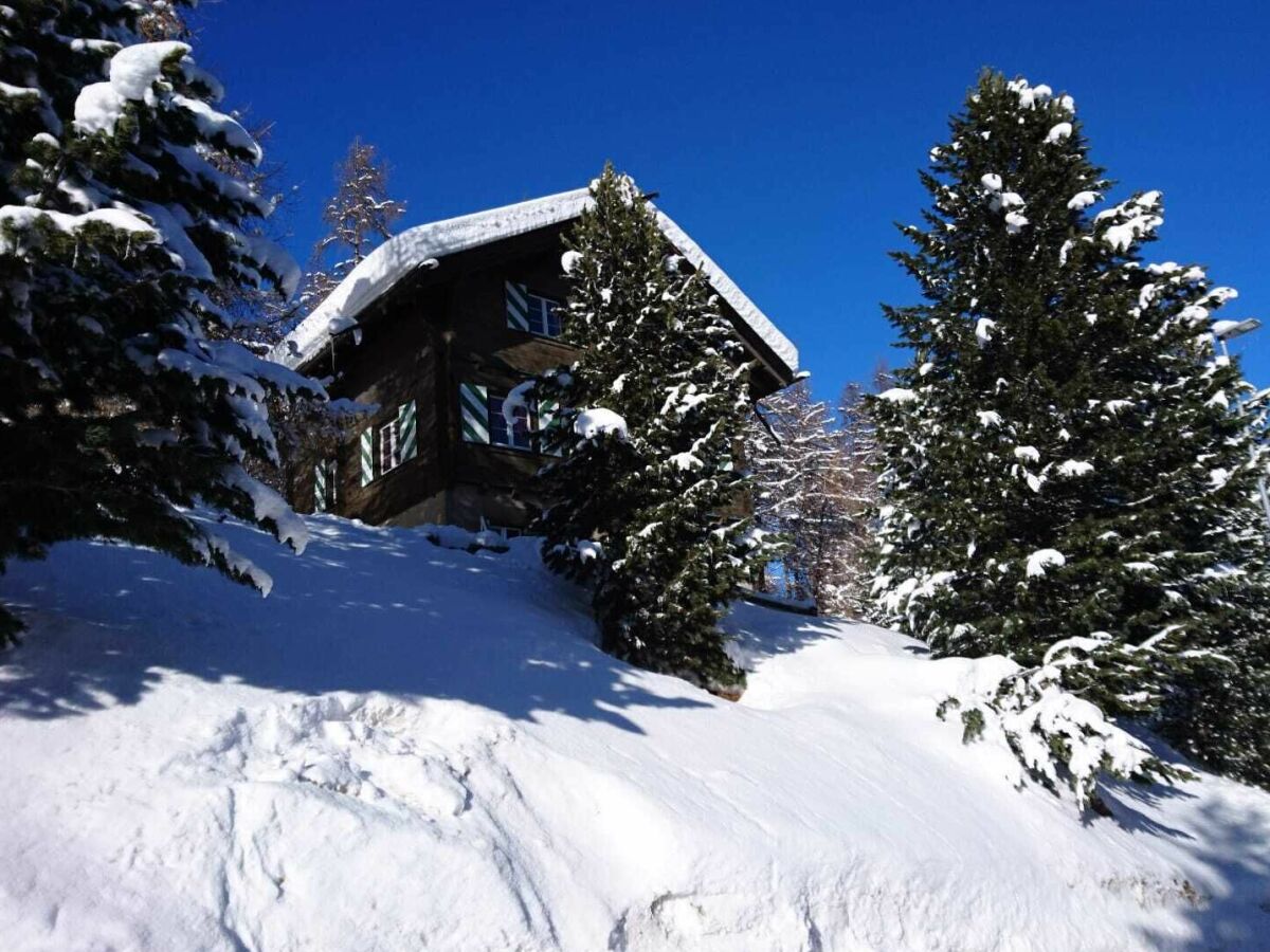 Chalet Chesa Prasüras / - Outdoor photo 2
