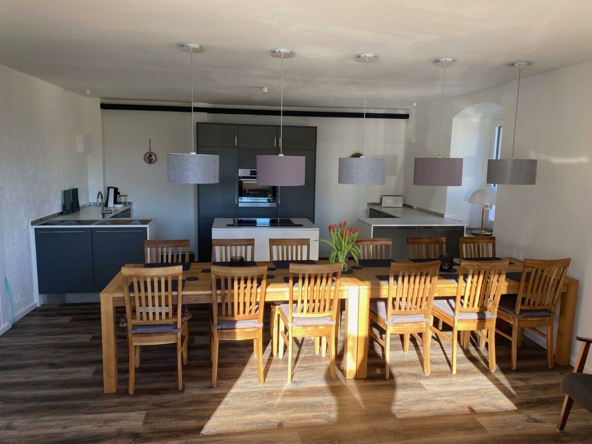 Apartment Ferienhaus mit 5 Schlafzimmern
