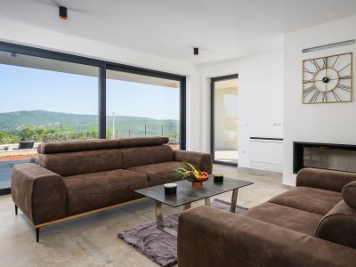 Villa Villa de la Vie with Heated Swimming Pool - Features photo 38