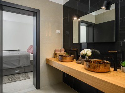 Villa Villa de la Vie with Heated Swimming Pool - Features photo 49