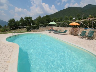 Farmhouse Farmhouse in Casperia with Pool & Scenic Views - Outdoor photo 8