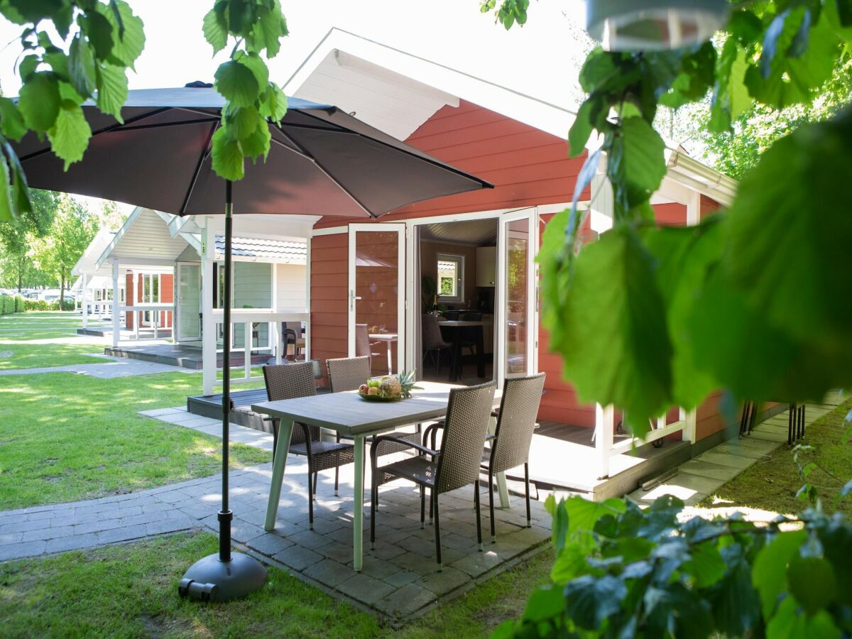 Holiday park Lodge in Brabant mit überdachter Terrasse