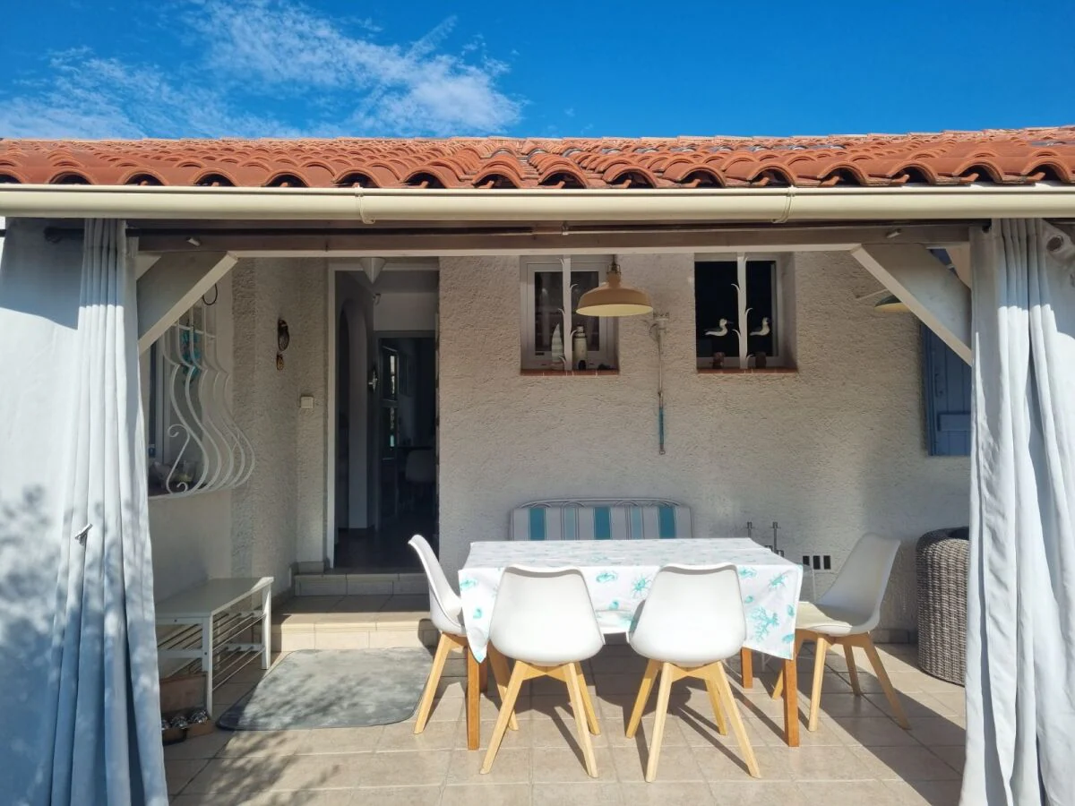 Holiday house Wildrose with Apartment