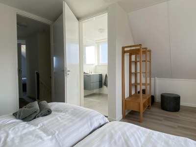 Holiday house Lakeview villa with swimming and fishing pier - Features photo 13