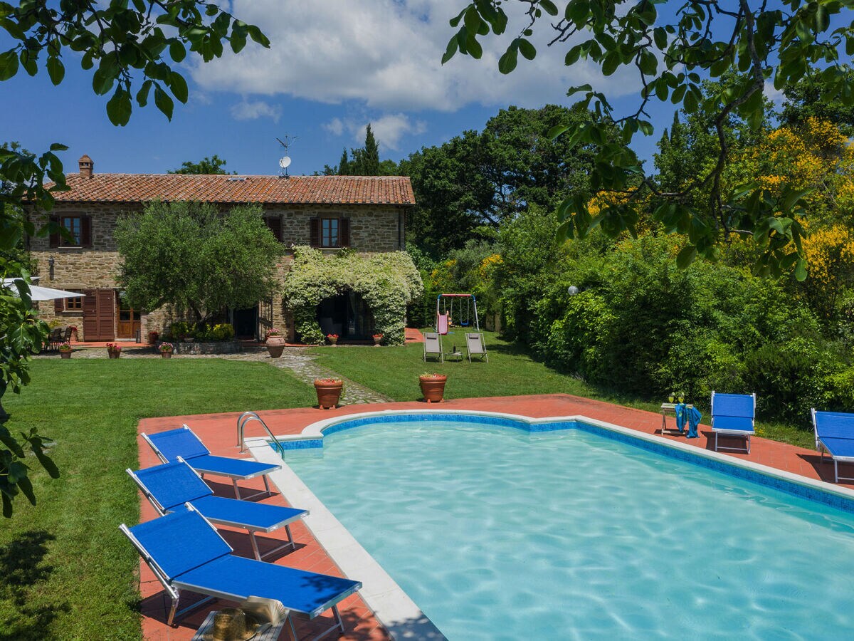Villa Villa Petroia