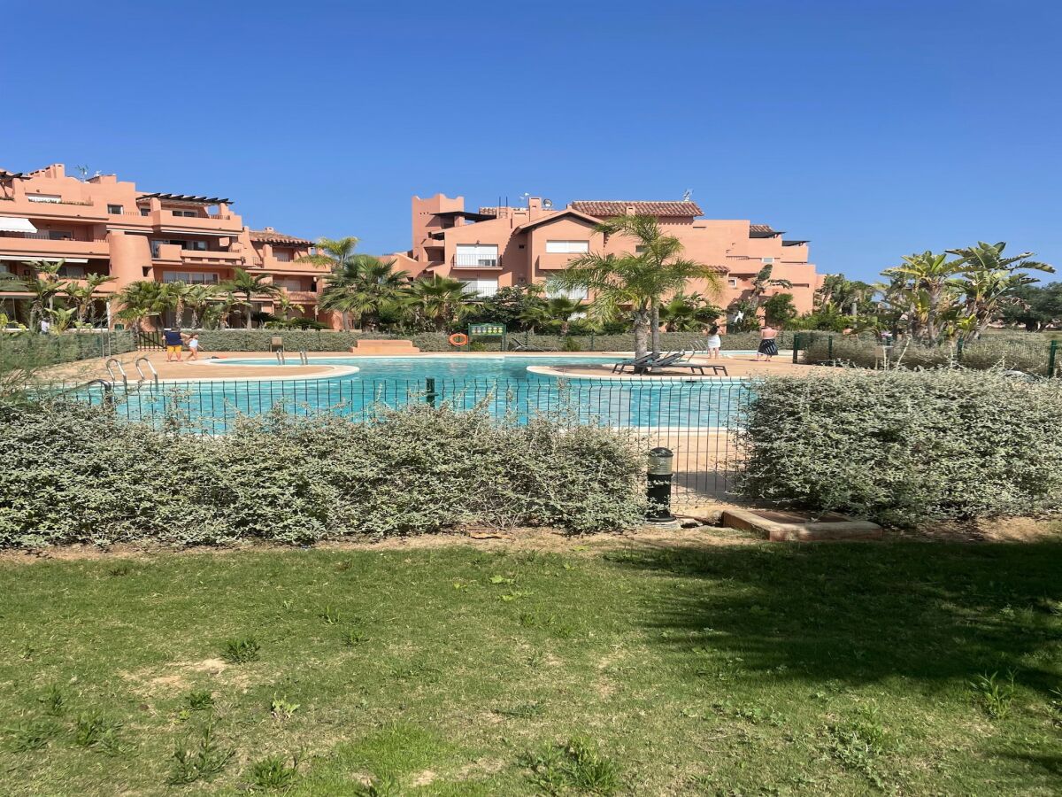 Apartment Modernes Apartment im Golfresort mit Pool