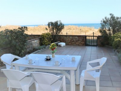 Apartment Apartment in the first line on the beach with sea view - Pals Beach(313-DUNES) in Pals - Apartment
