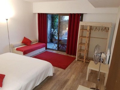 Holiday house Superb Villa with swimming pool in Nice - Features photo 32