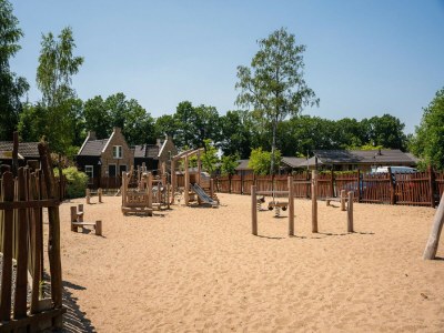 Holiday park Wellness Cabin in Netherlands with Outdoor Spa - Outdoor photo 32