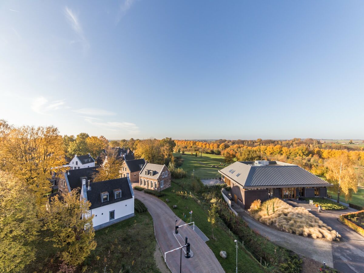 Holiday park Luxuriöse Panoramasuite in der Nähe von Maastricht - Outdoor photo 3