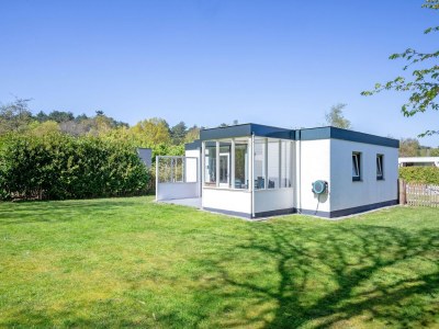 Holiday house Gemütliches Ferienhaus mit Whirlpool auf Texel in Den Burg - Holiday house