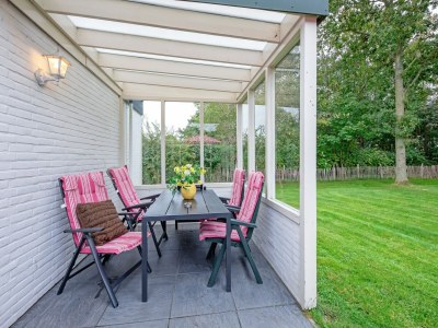 Holiday house Gemütliches Ferienhaus mit Whirlpool auf Texel - Outdoor photo 11