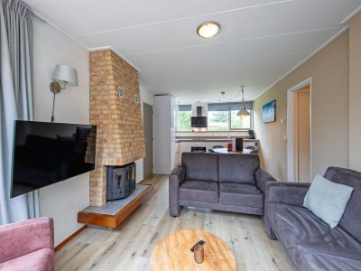 Holiday house Gemütliches Ferienhaus mit Whirlpool auf Texel - Features photo 19