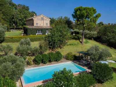 Villa Casa Antonio in Mogliano - Villa