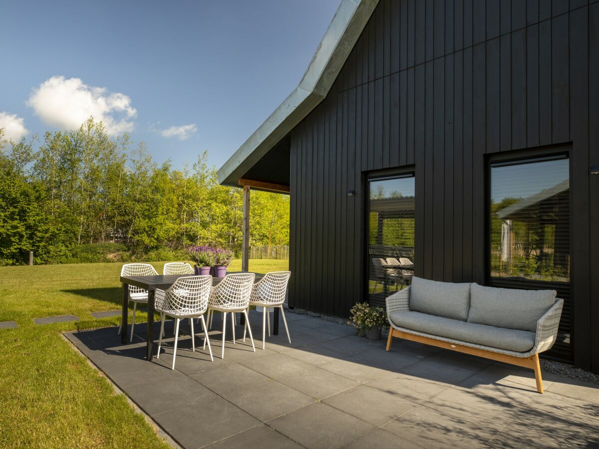 Holiday park Villa in Friesland mit Garten und Terrasse - Outdoor photo 4