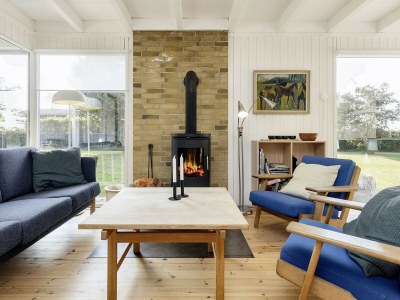 Holiday house Seafront Holiday Home with Hot Tub - Outdoor photo 32