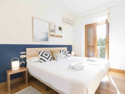 Apartment Easo | The Rentals Collection - Features photo 14