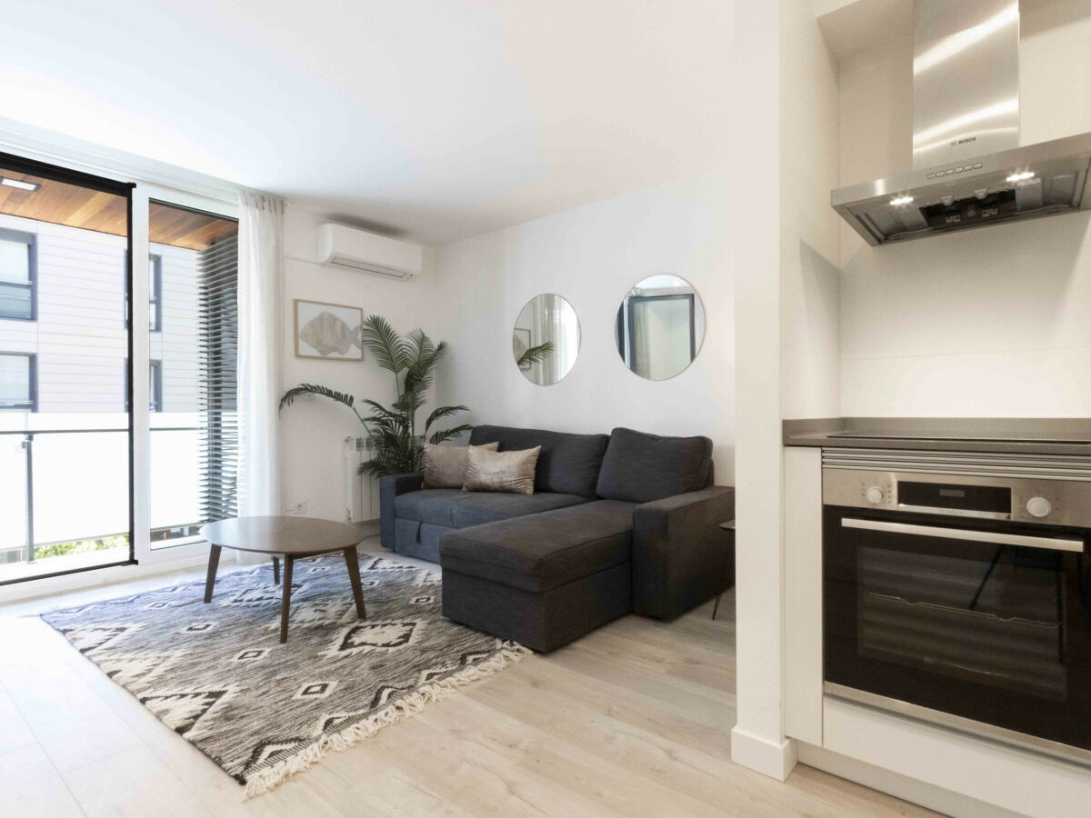 Apartment Ilargi | The Rentals Collection