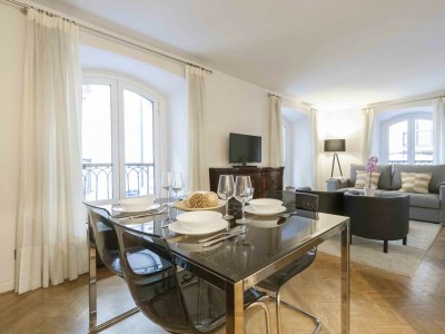Apartment Loreak | The Rentals Collection in San Sebastián - Apartment