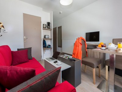 Holiday park Chalet in Paradiski mit Pool & Spa - Features photo 11
