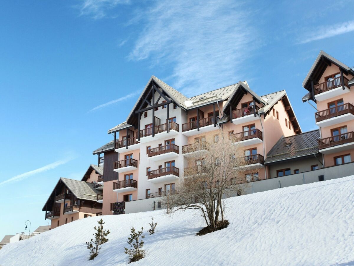 Holiday park Apartment in Valmeinier with Valley Views