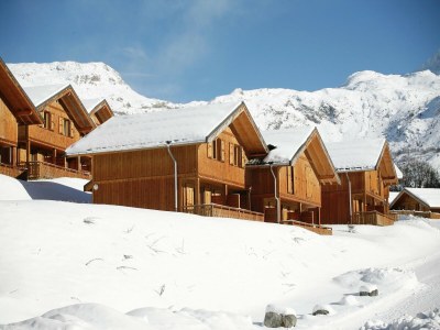 Holiday park Scenic Chalet Apartment for Groups - Outdoor photo 4